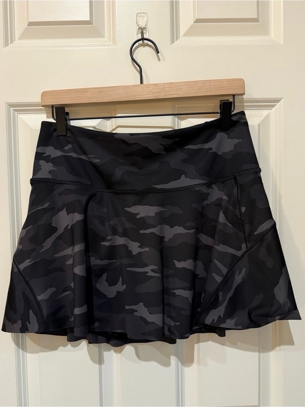 Athleta Black & Gray Camo Skater Skirt